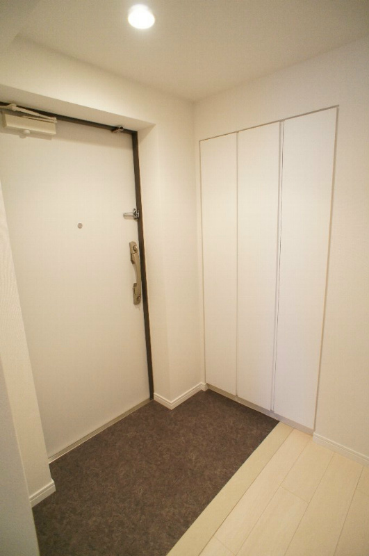 レジディア日本橋馬喰町Ⅱ 玄関