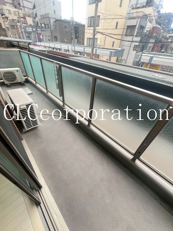 グラントレゾール浅草 ベランダ