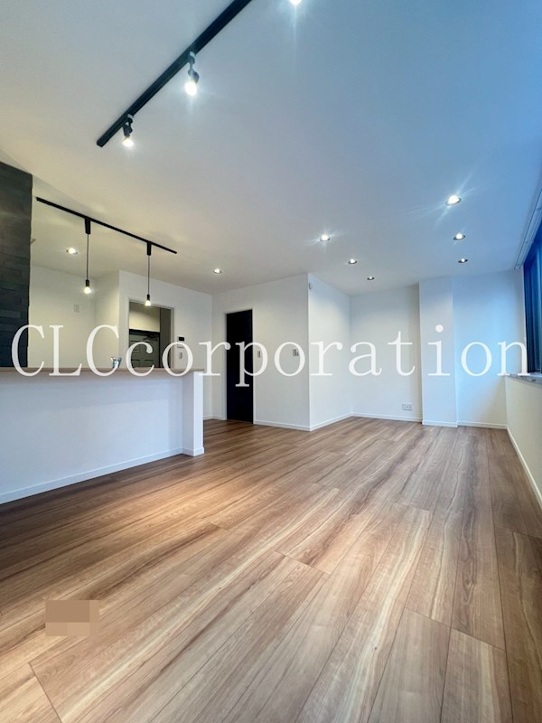 丸中ビル リビング