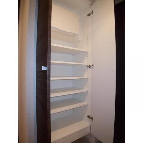 グレイス綾瀬 玄関