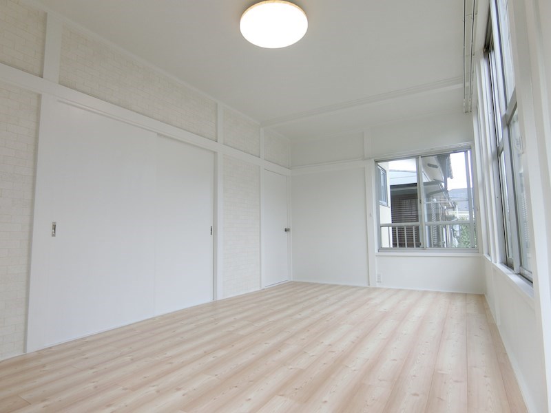 東伊興三丁目貸家 ベッドルーム