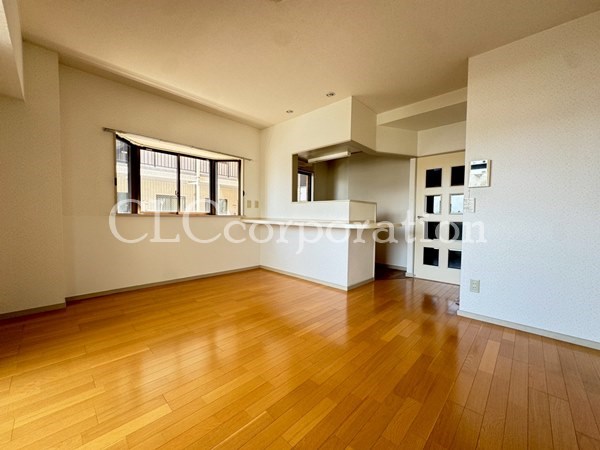 大須賀第二レジデンス  リビング