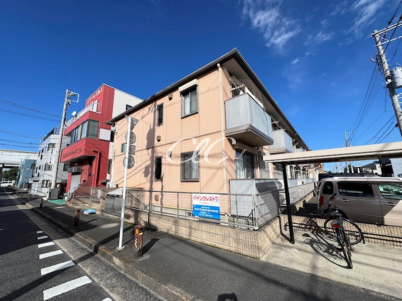 パインクレスト７ 外観