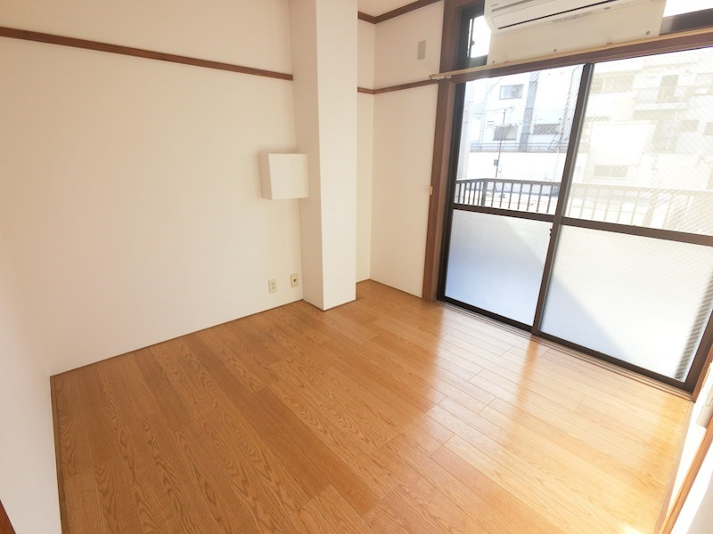 金城ビル ベッドルーム