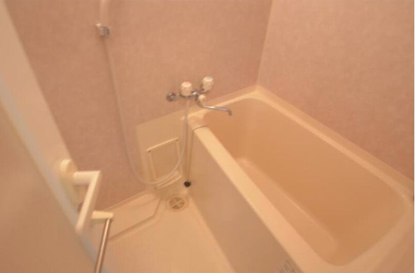 シャンブリーズ三越前  風呂画像