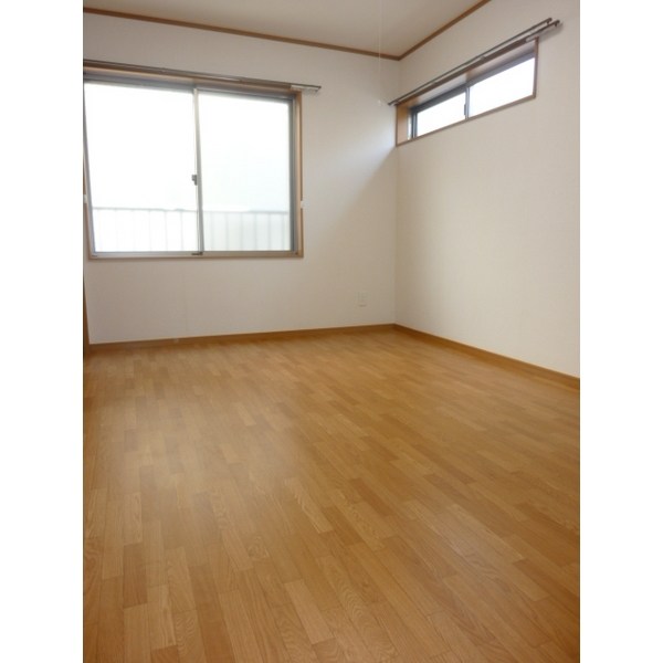 ハイツ山内 ベッドルーム