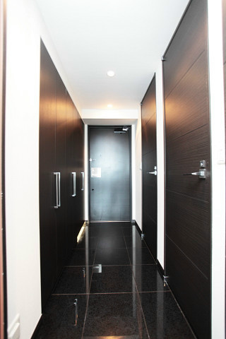 ドゥーエ日本橋  玄関