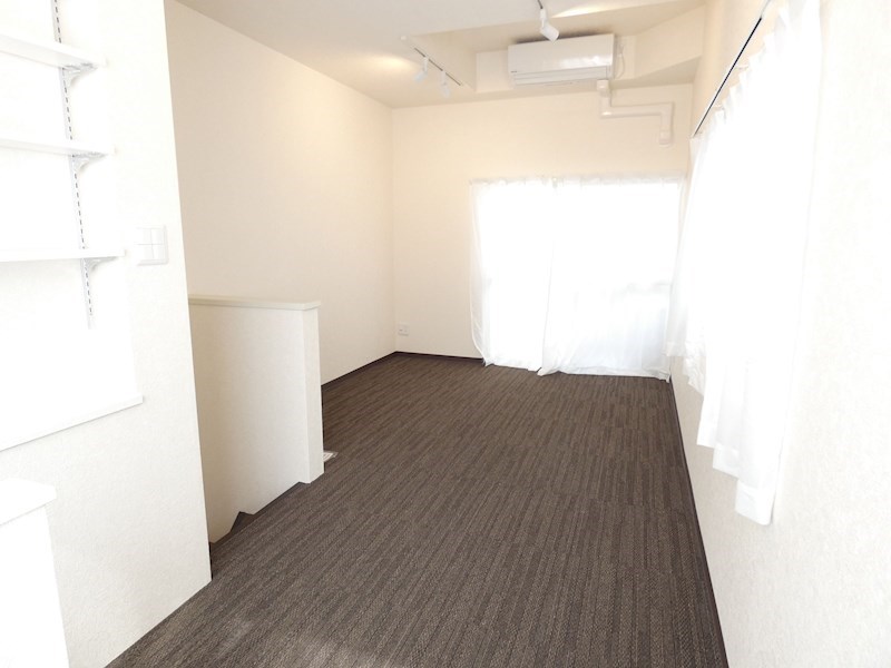 荒川1丁目貸家  ベッドルーム