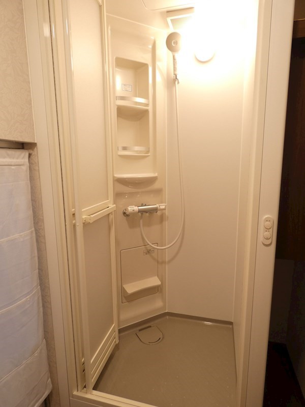 荒川1丁目貸家  風呂画像