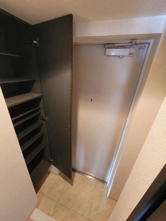 Ａｐａｒｔｍｅｎｔ桜 玄関