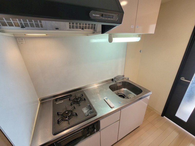 Ａｐａｒｔｍｅｎｔ桜 キッチン