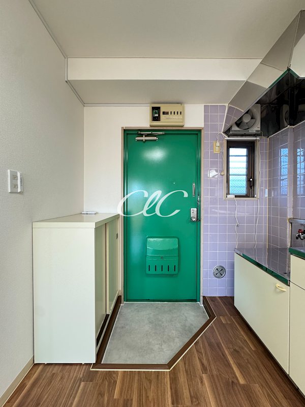 グランデ四季 玄関