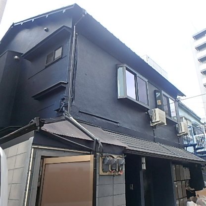 ワーハウス  外観