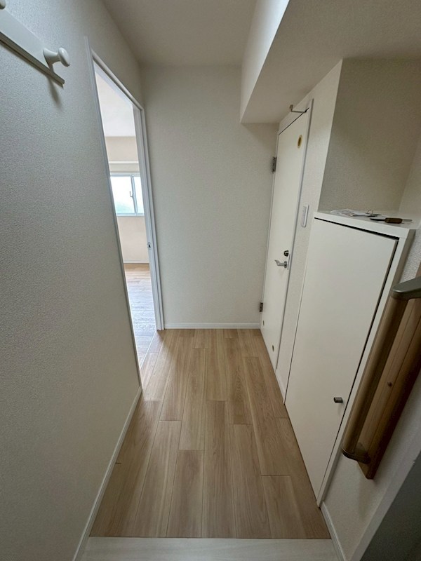 第一スカイハイツ足立  玄関