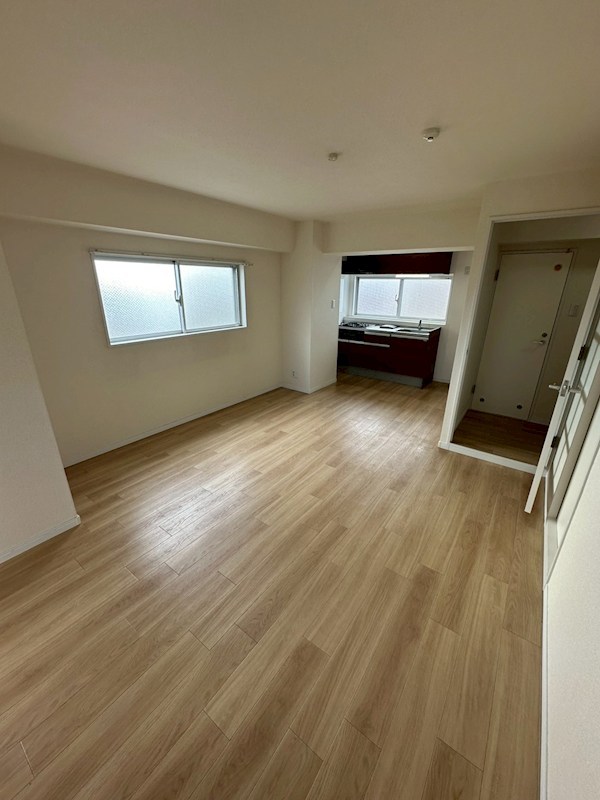 第一スカイハイツ足立  リビング