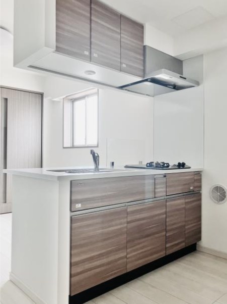 Ｄ&amp;rsquo;ｓ　ＶＡＲＩＥ三ノ輪レジデンス キッチン