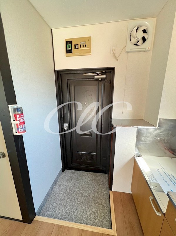 コーポ東和 玄関