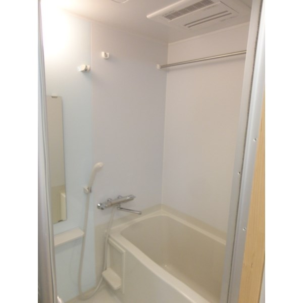 ロイヤルシティ西日暮里  風呂画像