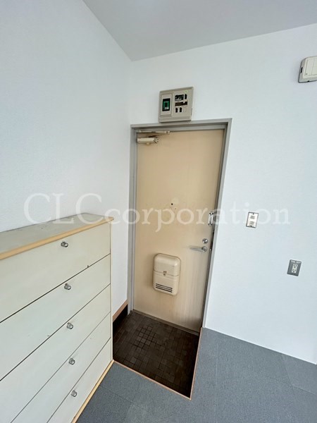 永久ハイツ 玄関