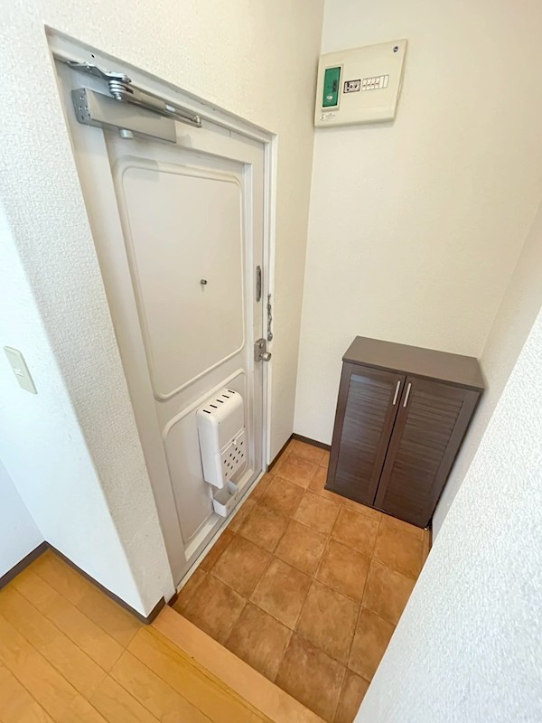 ひまわりマンション 玄関