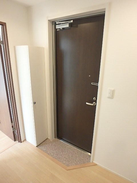 平井ＳＫハイツ   玄関