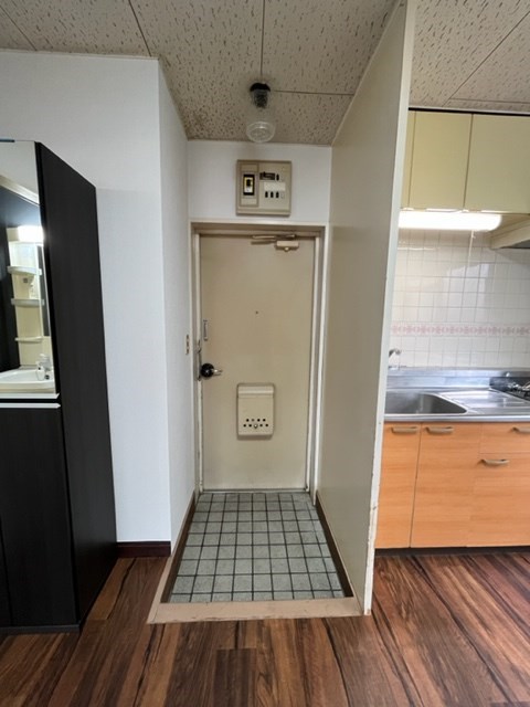 ライフ小島 玄関