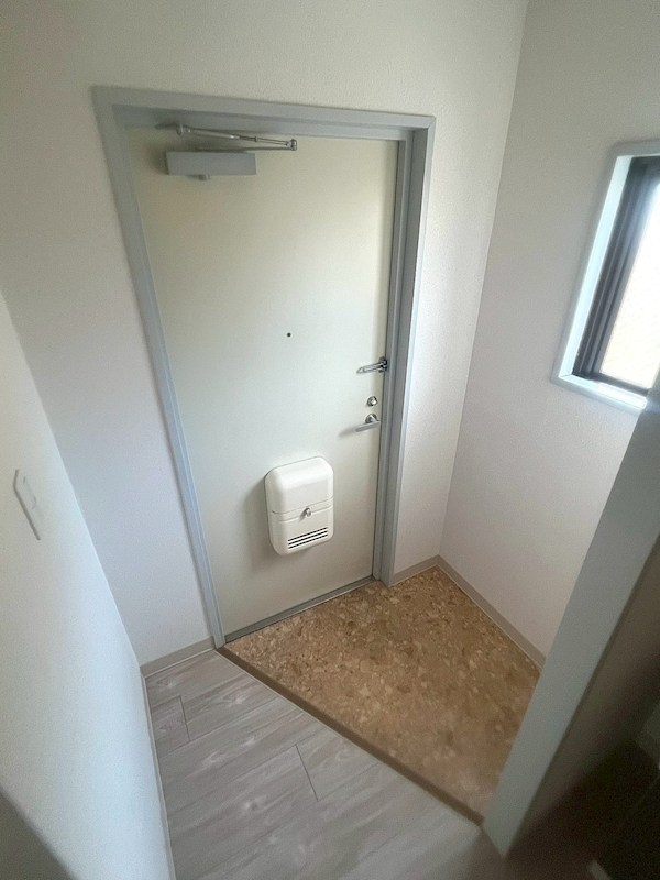 リバーシティー１ 玄関