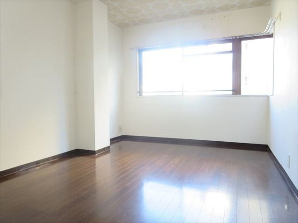 リバーシティー１ ベッドルーム