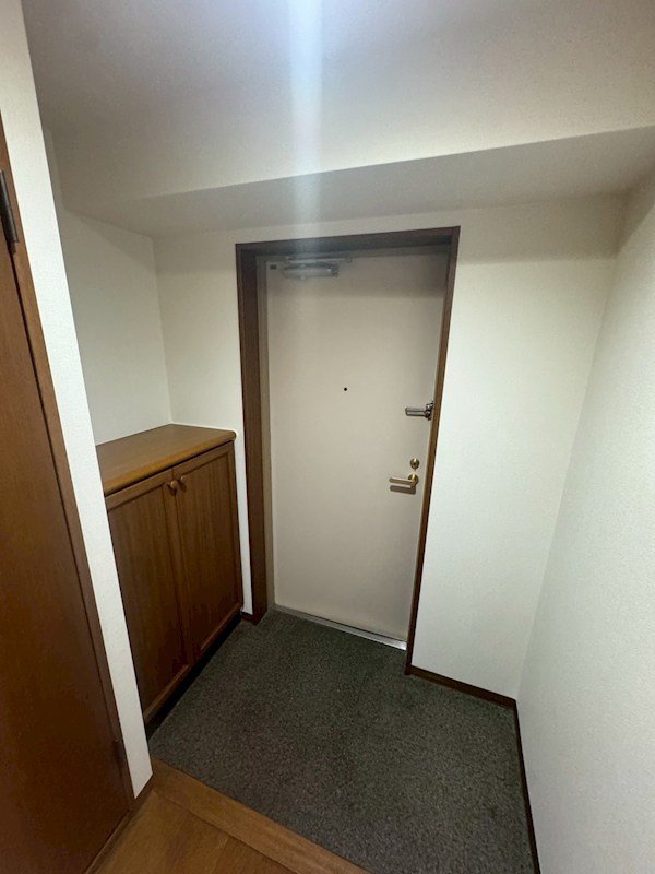 ロイヤルプラザ浅草 玄関