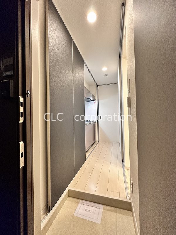 リブリ・アライ 玄関