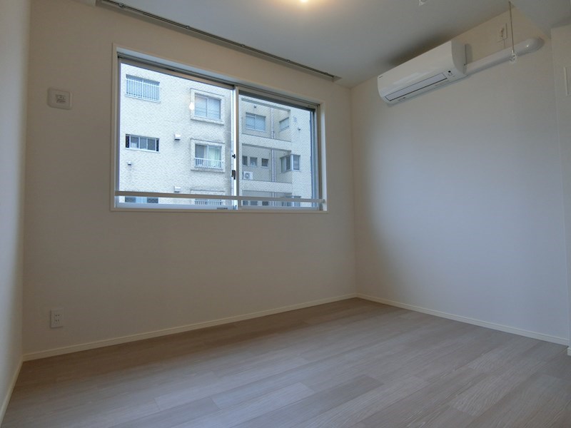 クレヴィアリグゼ日暮里  ベッドルーム