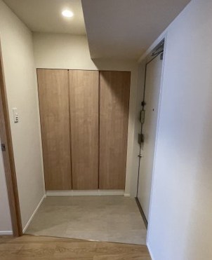 プラウドフラット日暮里 玄関