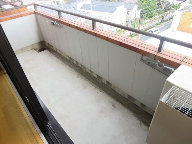 メイソンリー梅島 ベランダ