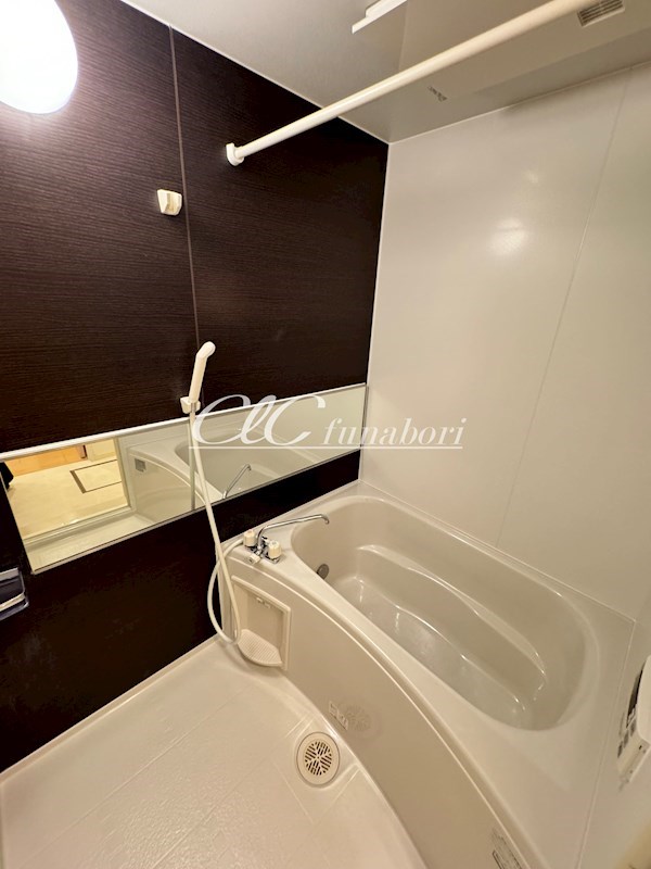 メゾン・ドゥ・ソレイユ 風呂画像