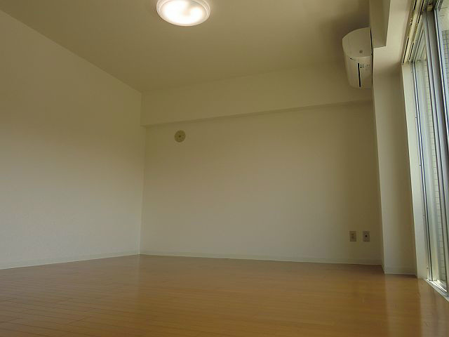 ベルザ桜木 リビング