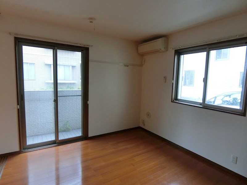 パレルモアネックス   ベッドルーム