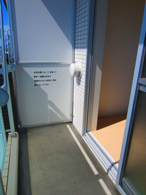 ＷＡＶＥ西新井 ベランダ