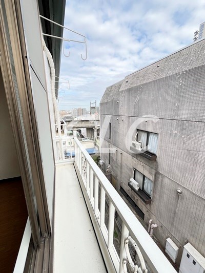 メゾンドールS ベランダ