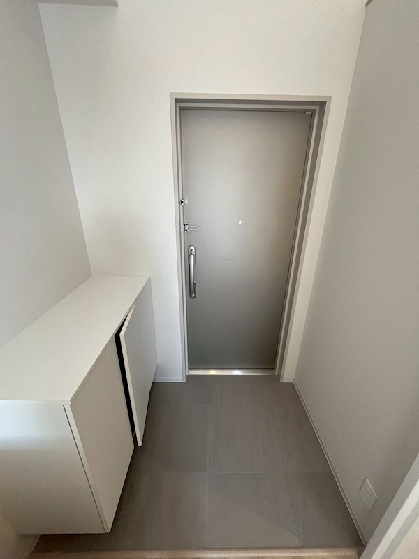 プラザ・ラ・ポール 玄関