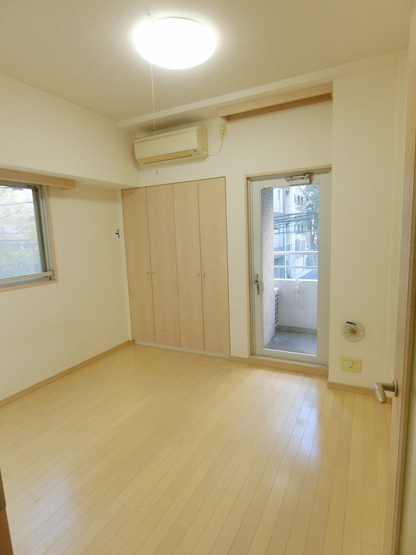 プレールドゥーク八丁堀  リビング