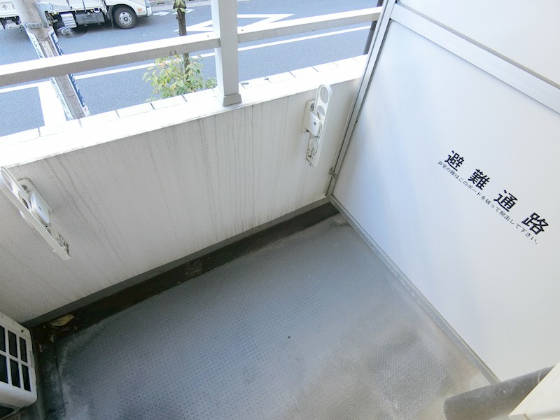 プレールドゥーク八丁堀  ベランダ