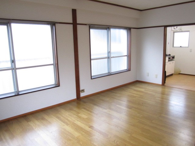 長岡マンション リビング