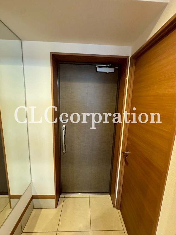 ププレ上野松が谷  玄関