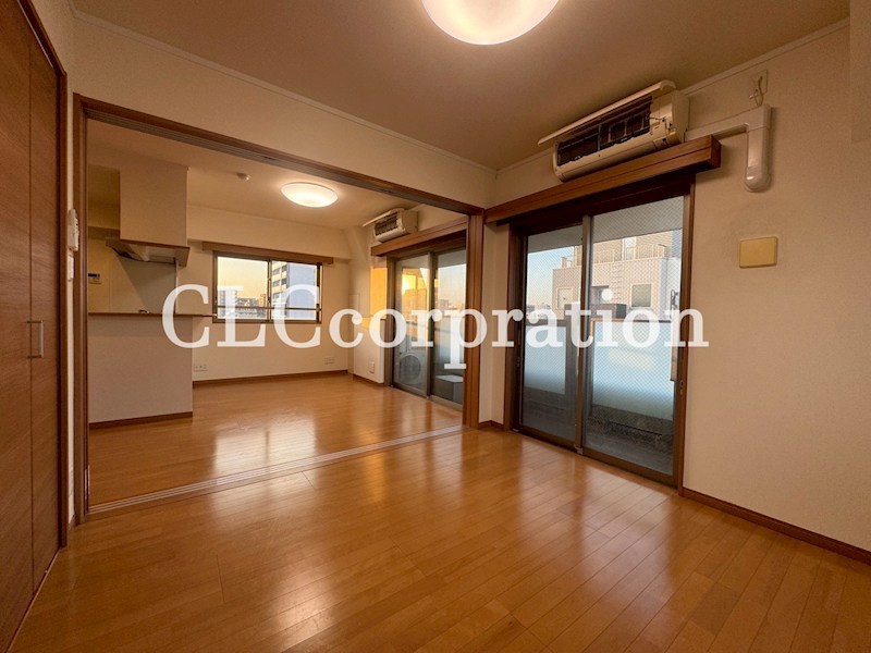 ププレ上野松が谷  リビング