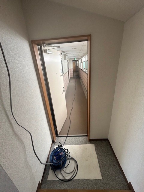 サニーハイツ 玄関