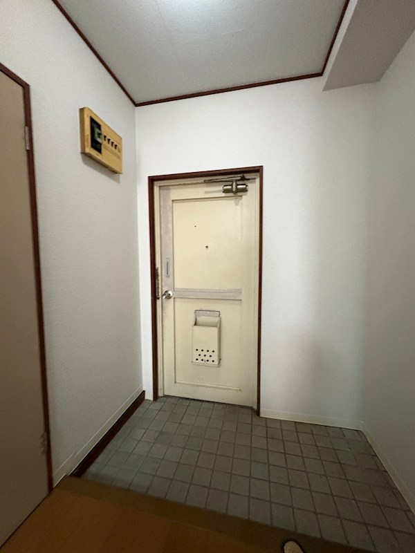 近藤ビル 玄関