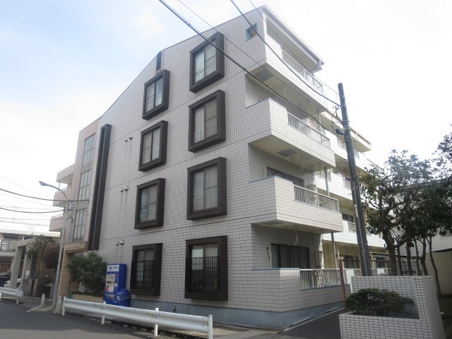 新海マンション 外観写真