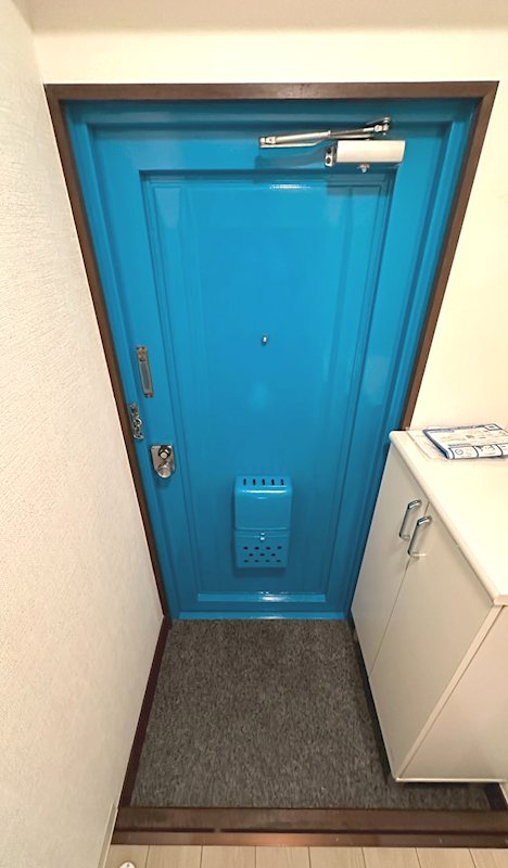 新海マンション 玄関