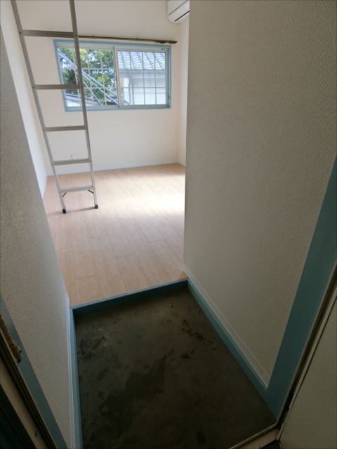 スカイコーポ 玄関