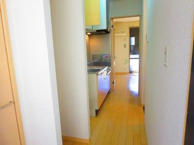 トップガーデンB 玄関